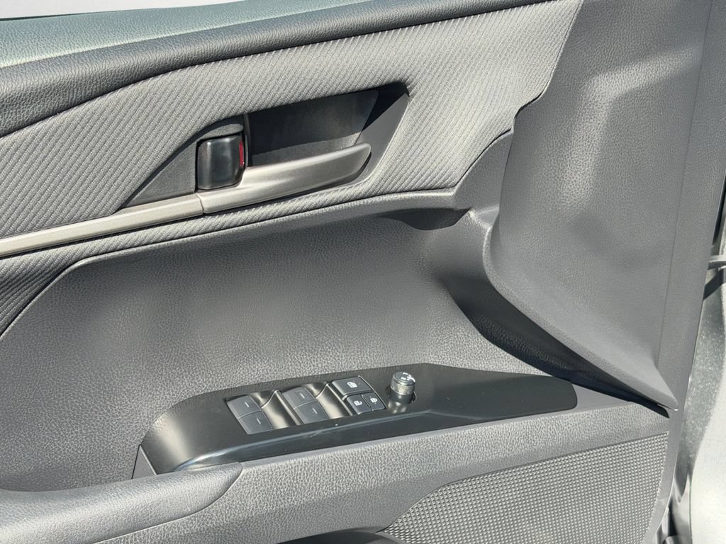 Used 2026 Toyota Camry SE w/ Convenience Package FWD image 15