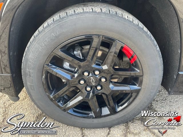 Used 2023 Chevrolet Traverse Premier w/ Redline Edition AWD/4WD image 12