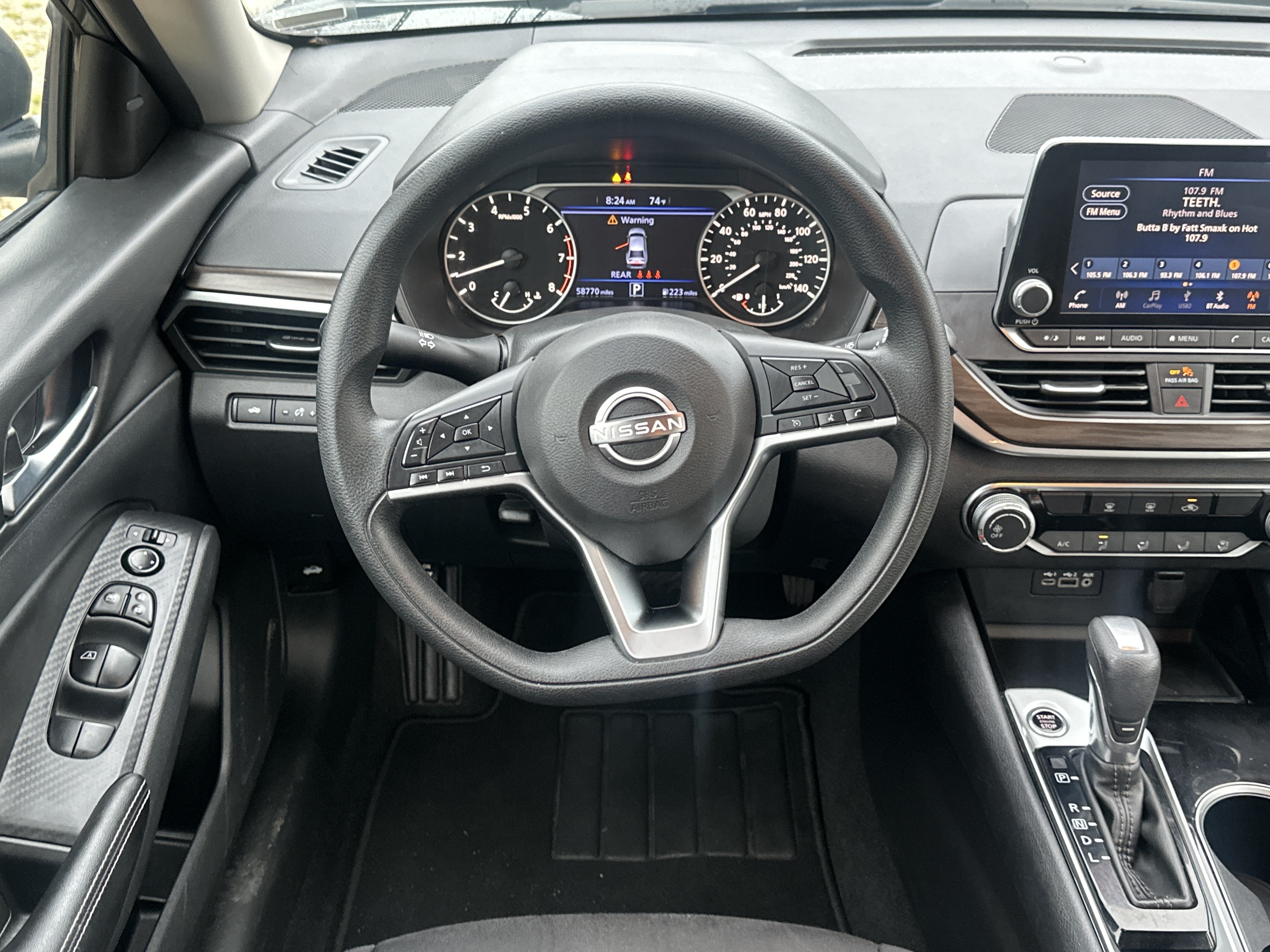 Used 2024 Nissan Altima 2.5 SV FWD image 23