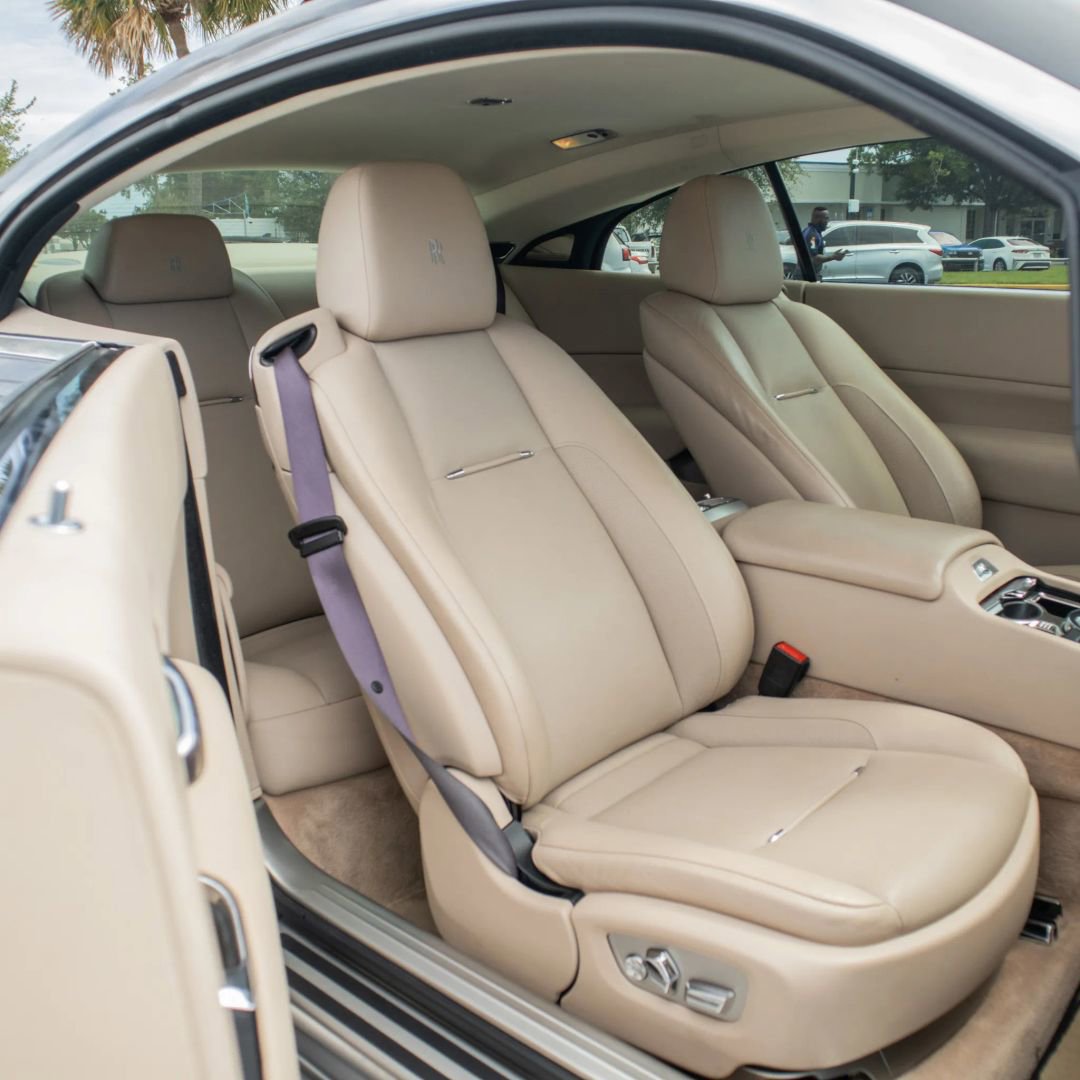 Used 2019 Rolls-Royce Wraith RWD image 22