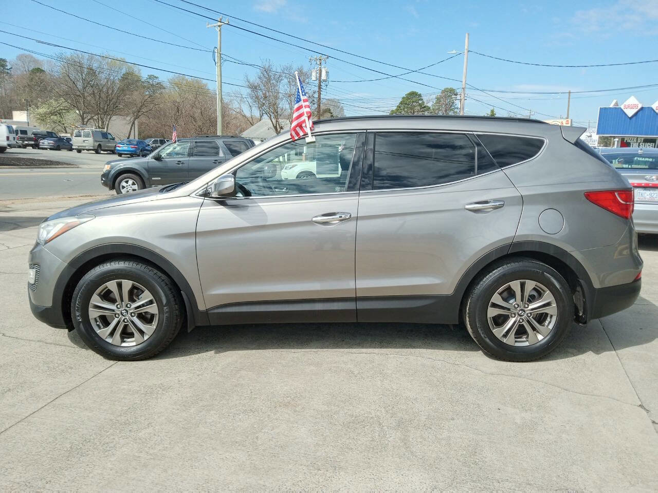 Used 2014 Hyundai Santa Fe Sport w/ Premium Equipment Package 03 FWD image 3