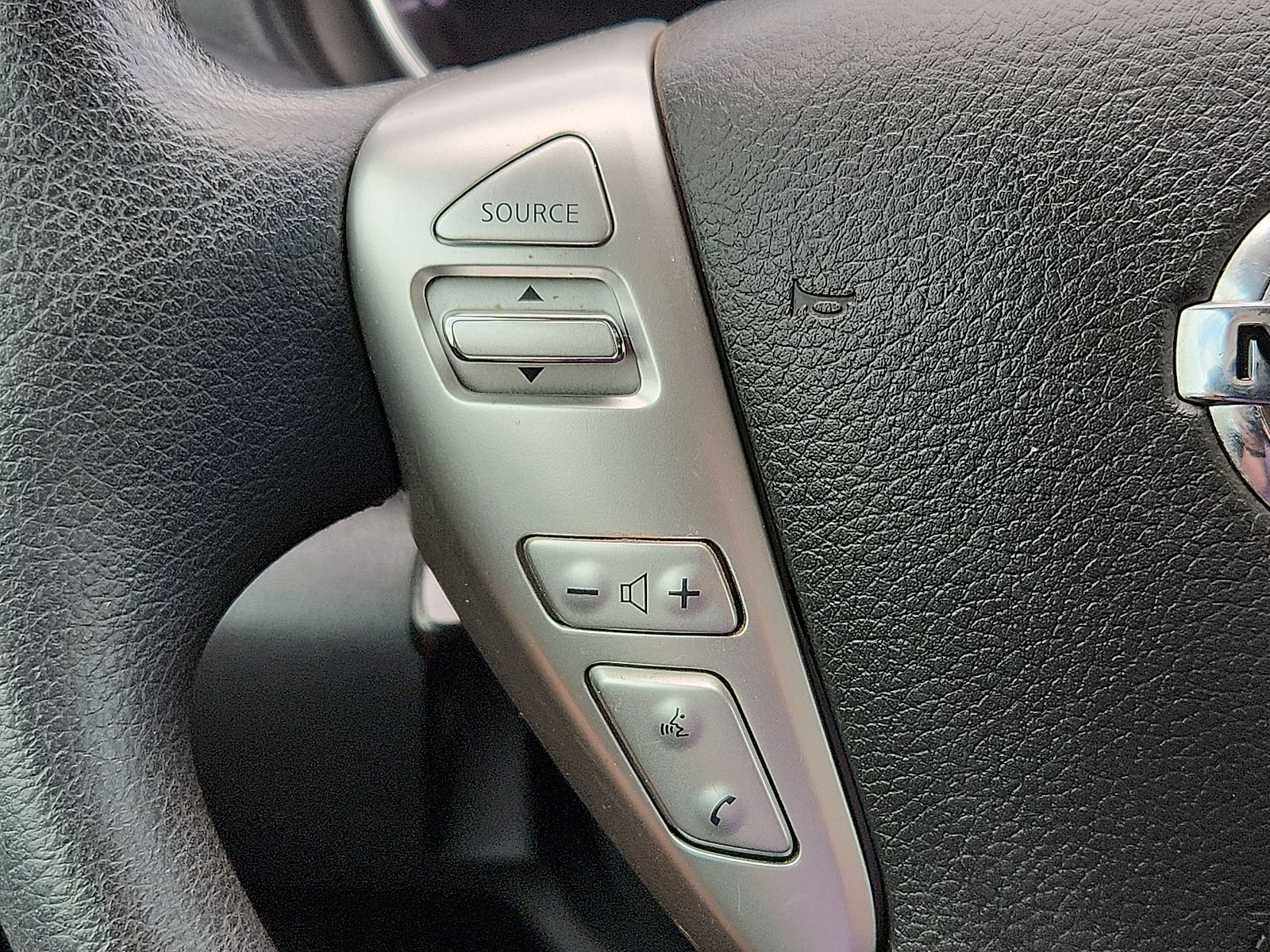 Used 2019 Nissan Versa SV FWD image 16