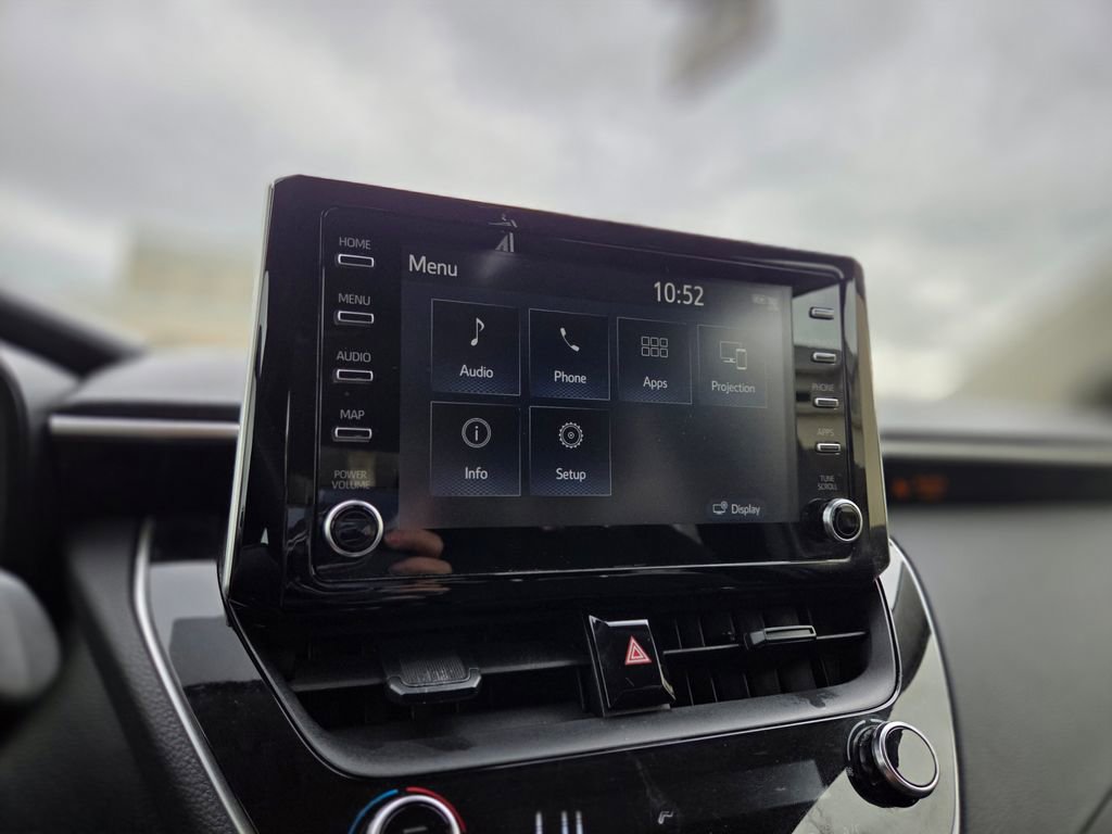 Used 2020 Toyota Corolla LE FWD image 20