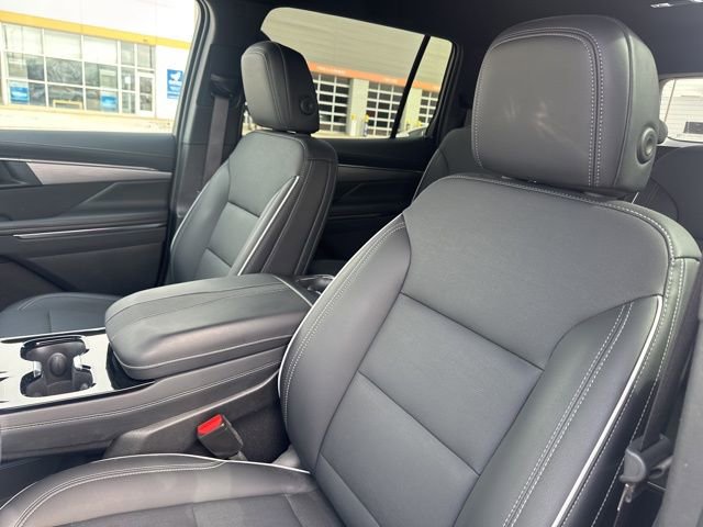 Used 2025 Buick Enclave Preferred w/ Trailering Package, 5000 lbs. image 24