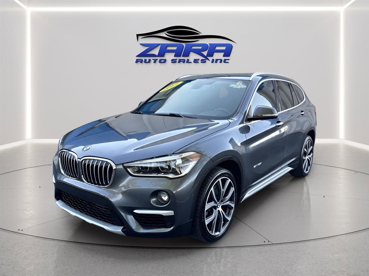 Used 2017 BMW X1 sDrive28i FWD image 2