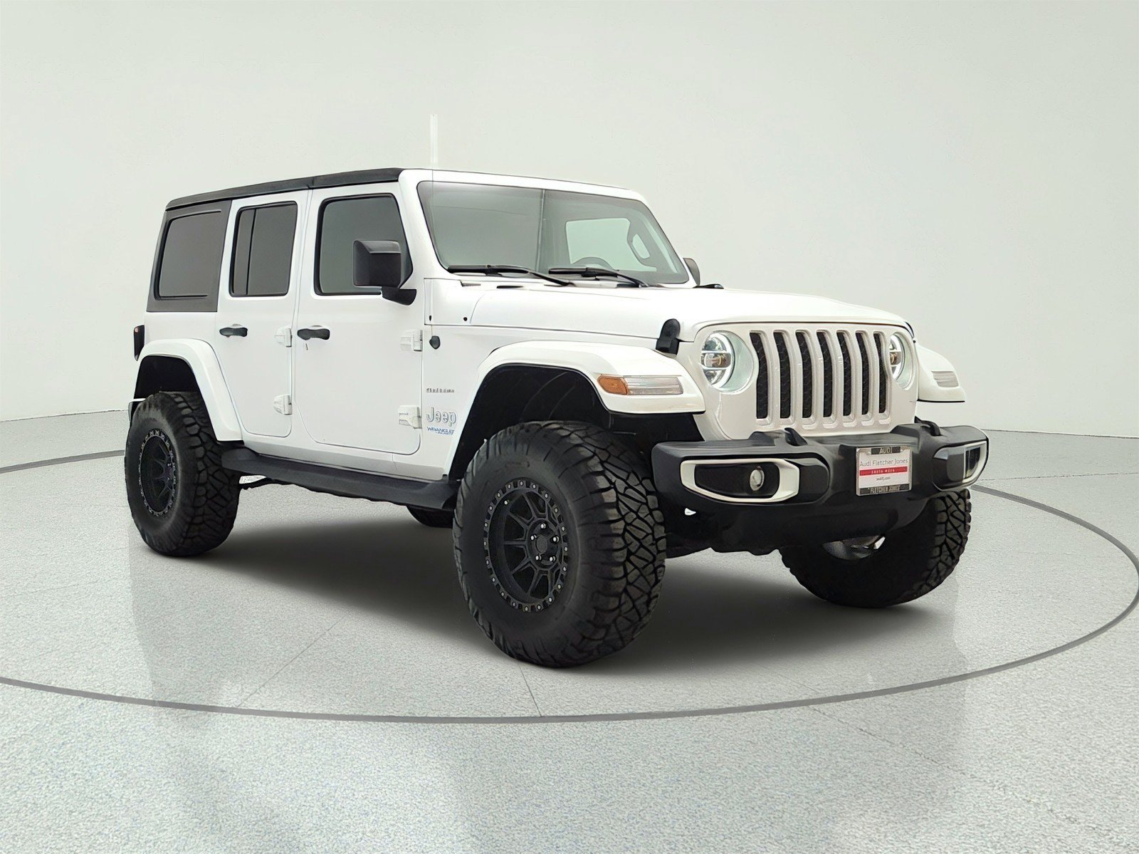 Used 2021 Jeep Wrangler Unlimited Sahara w/ Dual Top Group AWD/4WD image 3