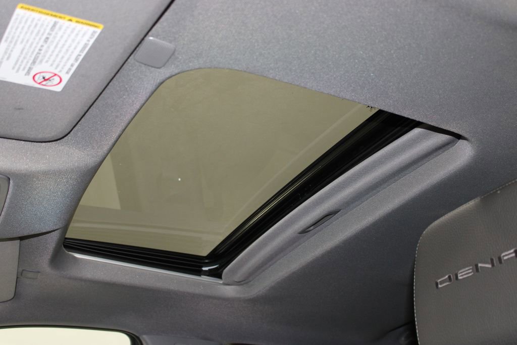 Used 2023 GMC Sierra 3500 Denali w/ Denali Ultimate Package image 65