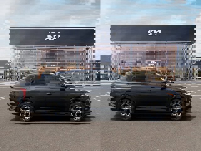 New 2026 Kia K4 LXS FWD image 7