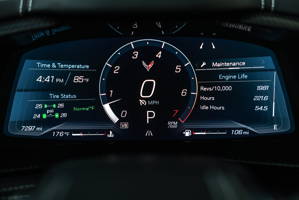 Used 2025 Chevrolet Corvette Stingray Preferred Cpe RWD image 31
