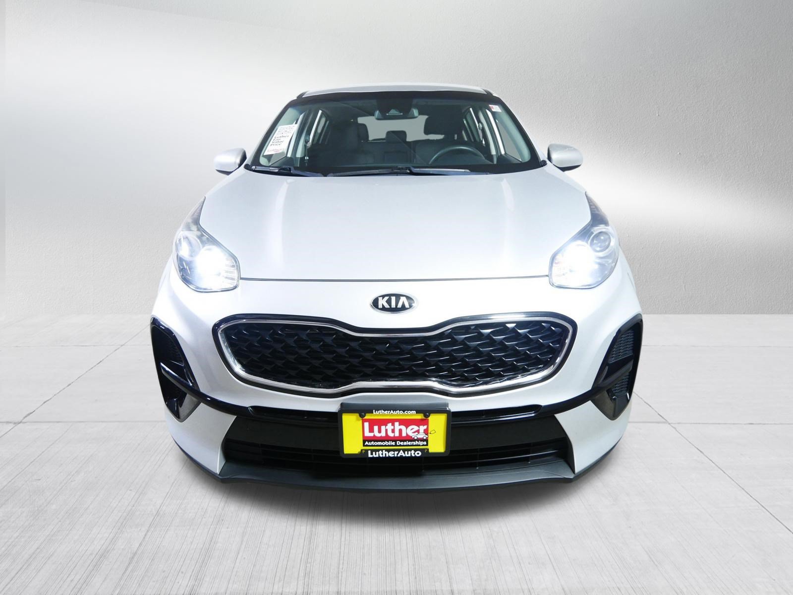 Used 2020 Kia Sportage LX FWD image 2