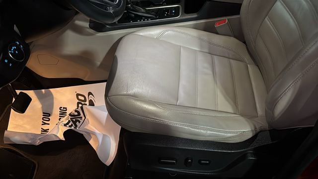 Used 2018 Ford Escape SEL image 25