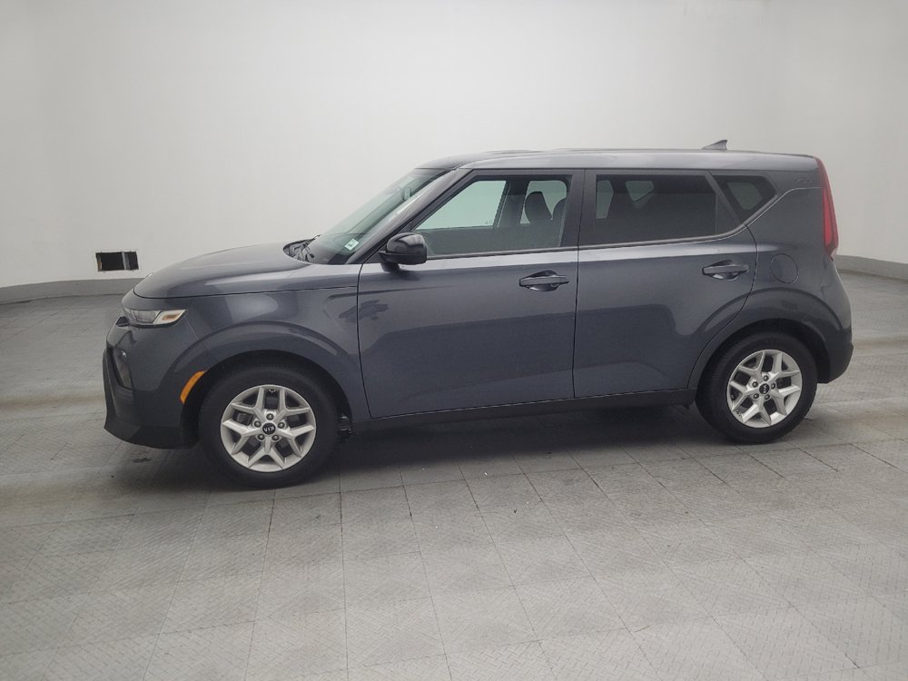 Used 2021 Kia Soul S FWD image 2