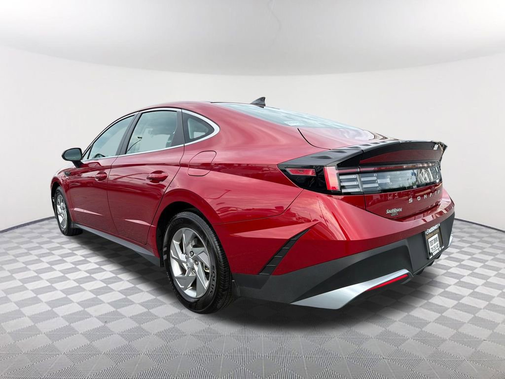 Certified 2025 Hyundai Sonata SE FWD image 7