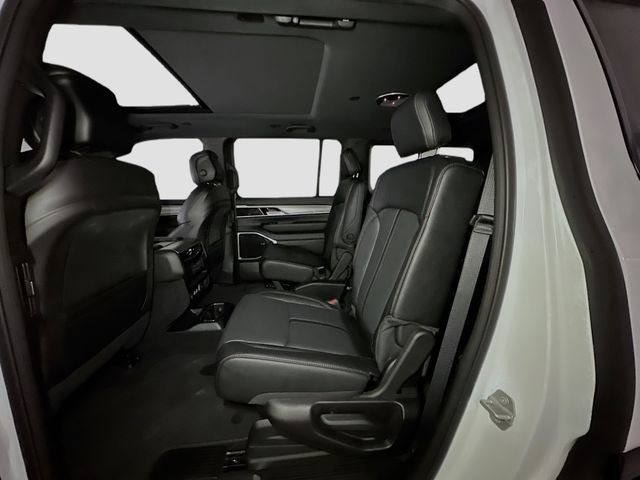 New 2026 Jeep Grand Wagoneer Limited image 15