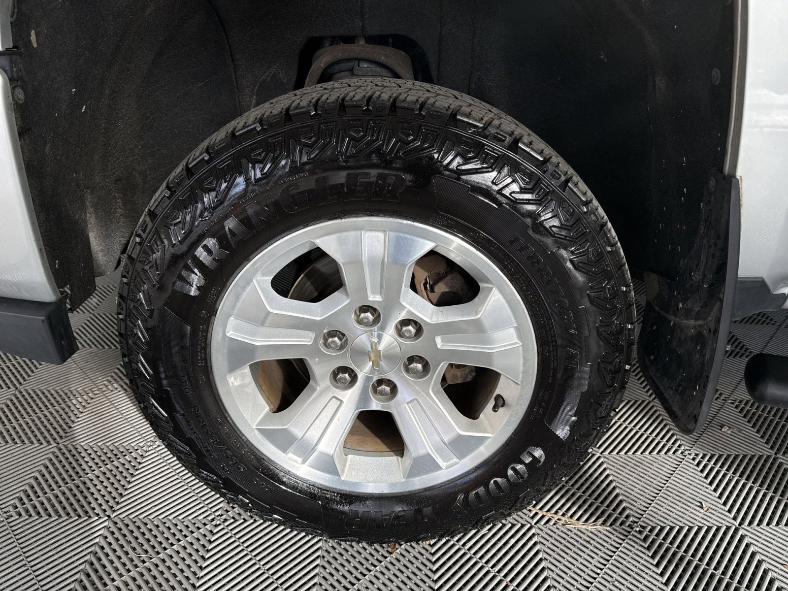 Used 2016 Chevrolet Silverado 1500 Custom w/ Custom Convenience Package image 12