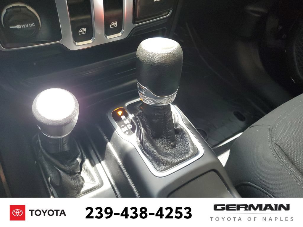 Used 2020 Jeep Wrangler Sport AWD/4WD image 28