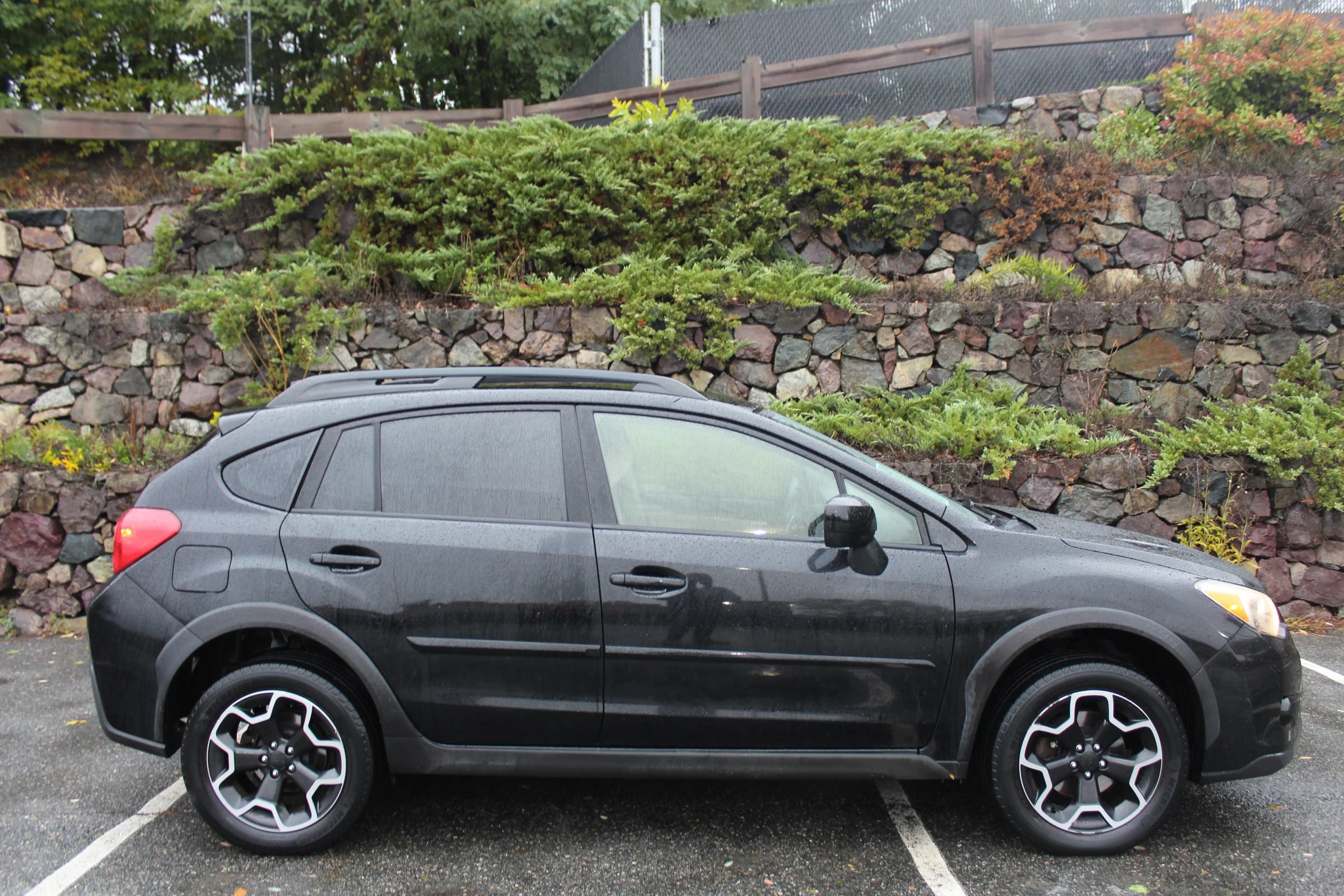 Used 2014 Subaru Crosstrek 2.0i Premium AWD/4WD image 4