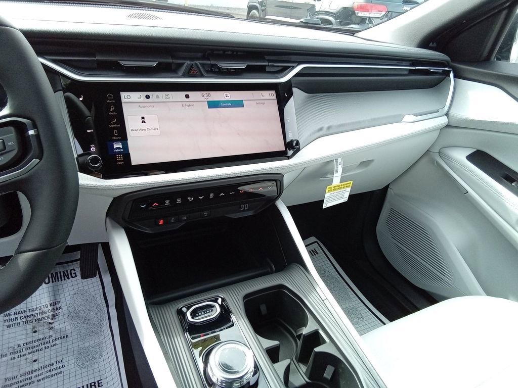 New 2026 Jeep Cherokee Laredo image 19