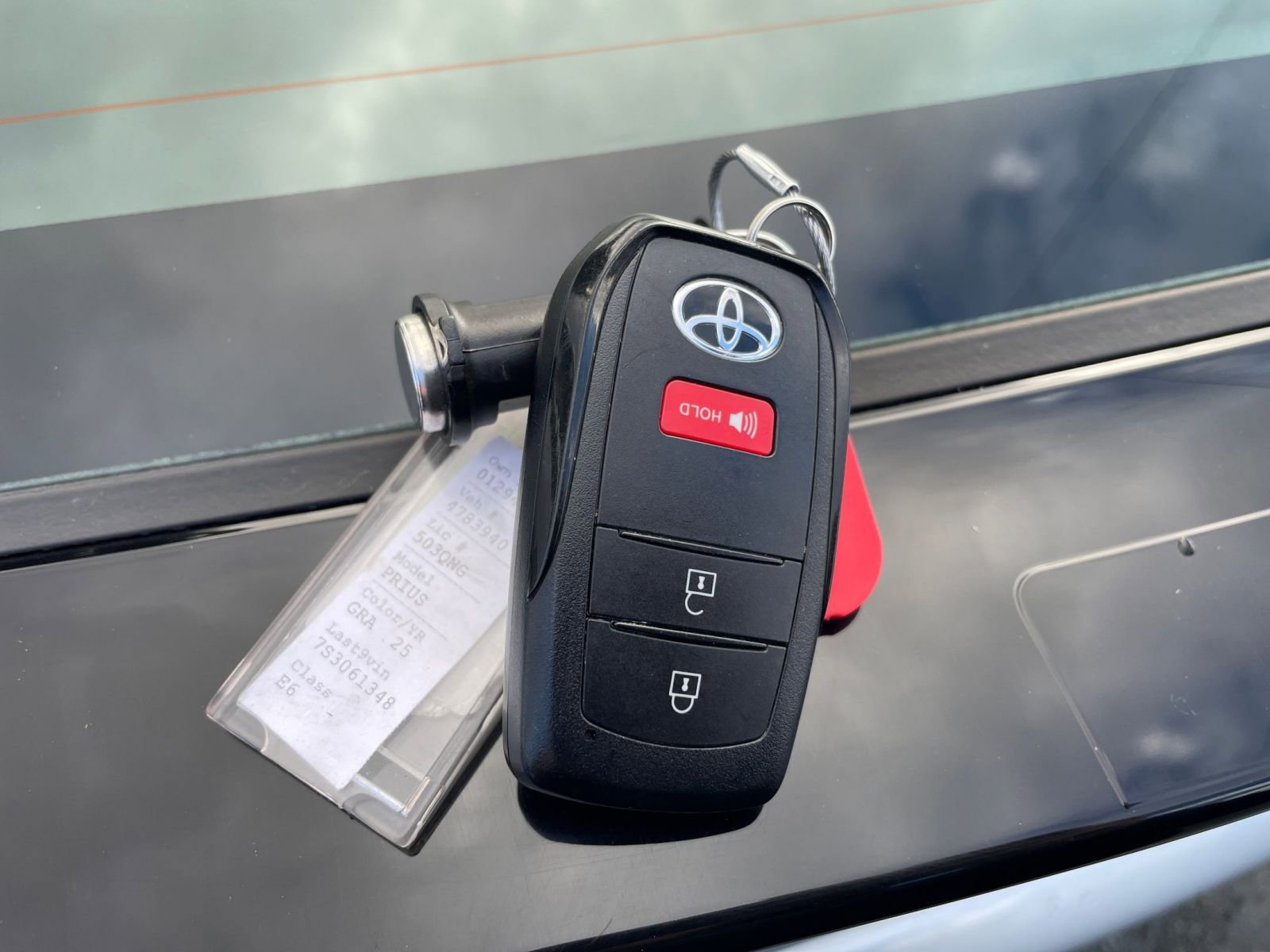 Used 2025 Toyota Prius LE image 22
