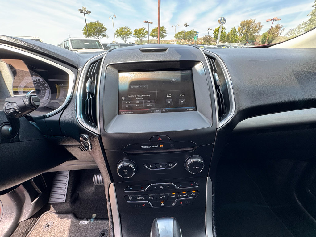 Used 2015 Ford Edge SEL w/ Equipment Group 201A FWD image 16