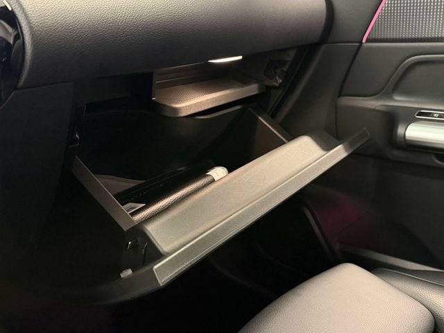 Certified 2023 Mercedes-Benz GLA 250 4MATIC image 33