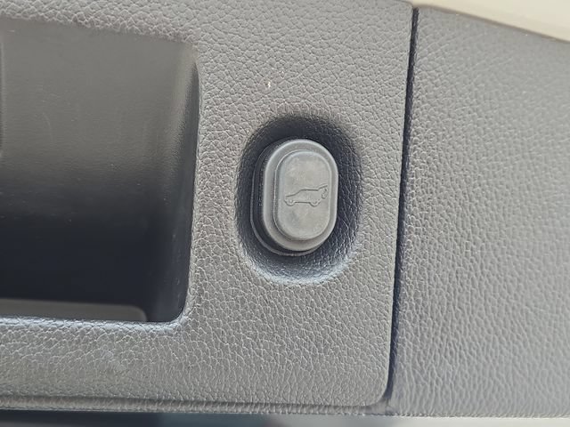 Used 2019 Cadillac Escalade Premium Luxury AWD/4WD image 35
