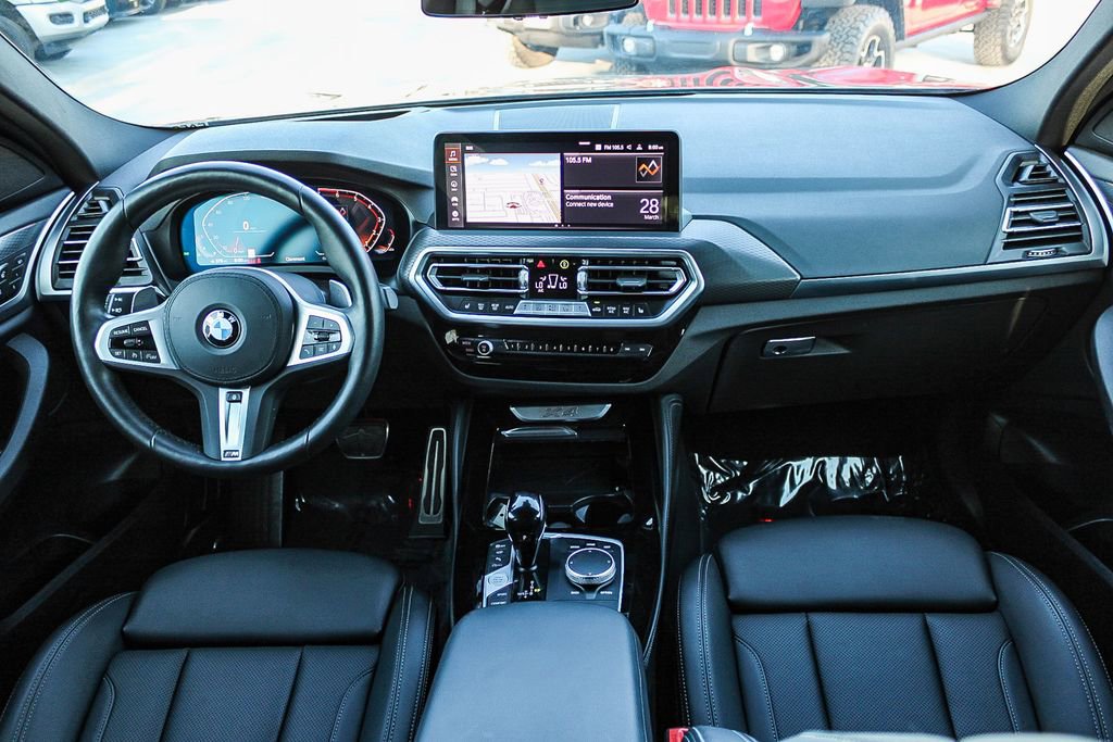 Used 2025 BMW X4 xDrive30i image 12