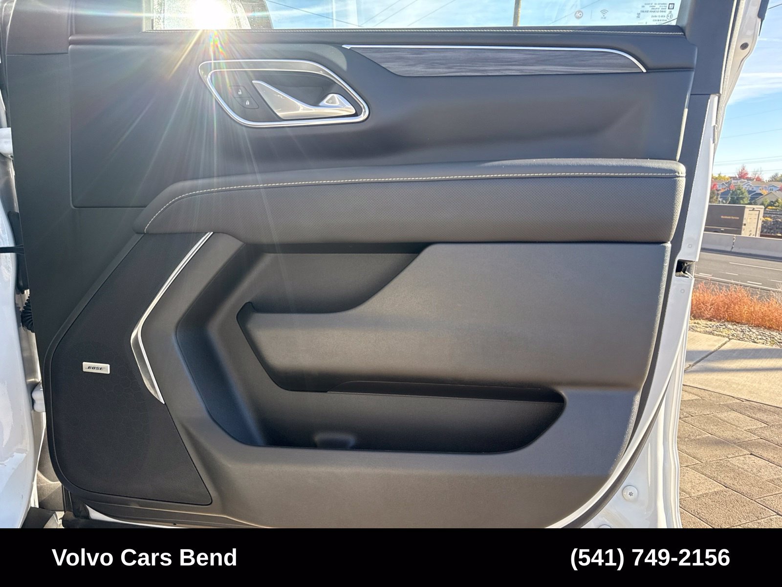 Used 2023 GMC Yukon SLT w/ SLT Premium Package AWD/4WD image 26
