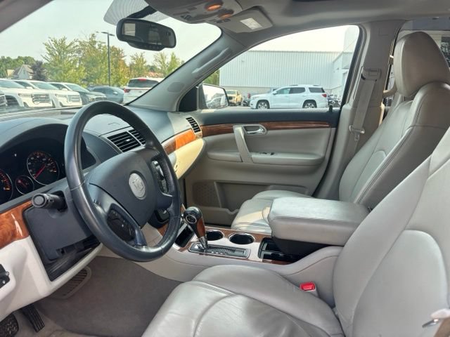 Used 2008 Saturn Outlook XR w/ Carbon Flash Special Edition AWD/4WD image 10
