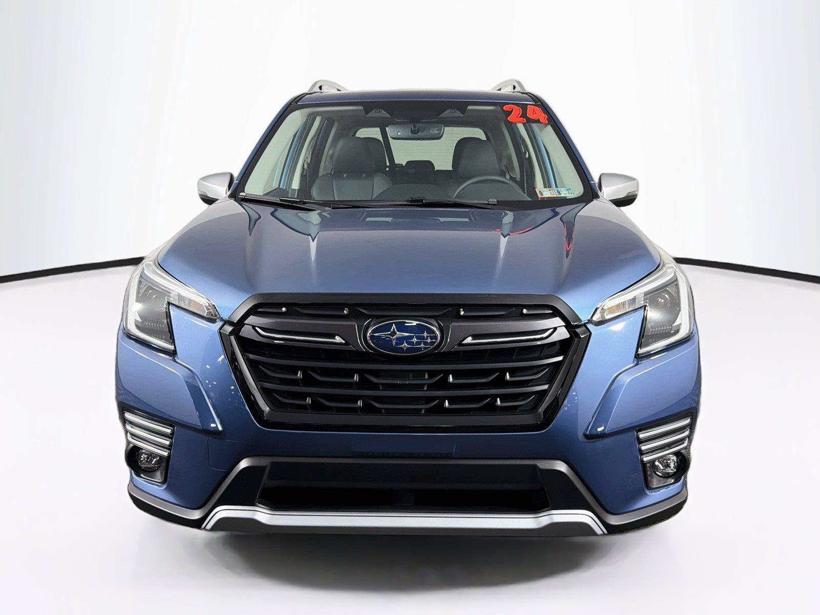Used 2024 Subaru Forester Touring w/ Pop Package 2 AWD/4WD image 6