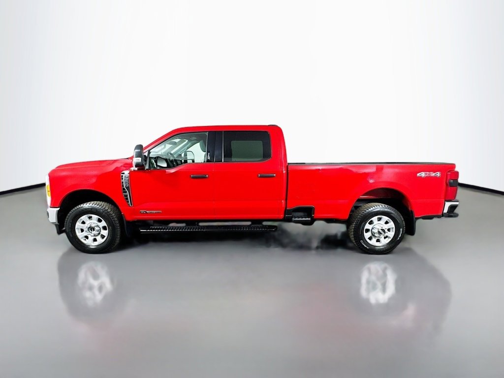 Used 2023 Ford F350 XLT w/ 360-Degree Camera Package image 2