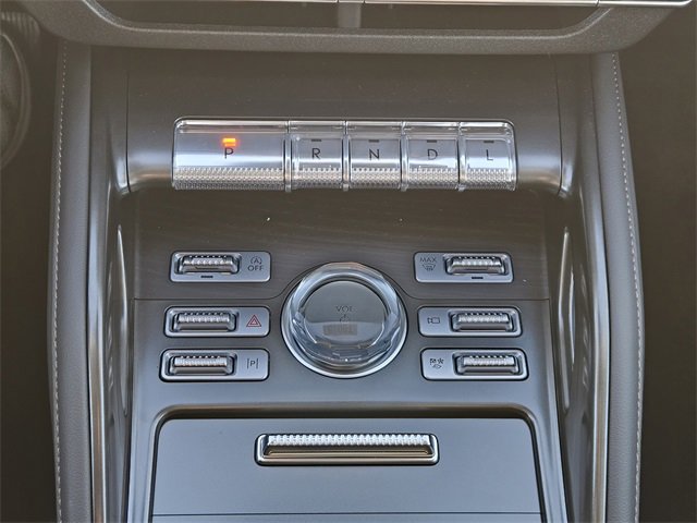 New 2026 Lincoln Nautilus Reserve image 18