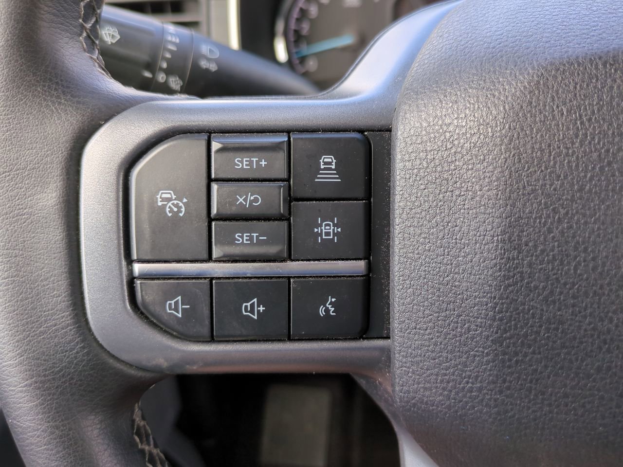Used 2023 Ford F150 XLT w/ Equipment Group 302A High AWD/4WD image 25