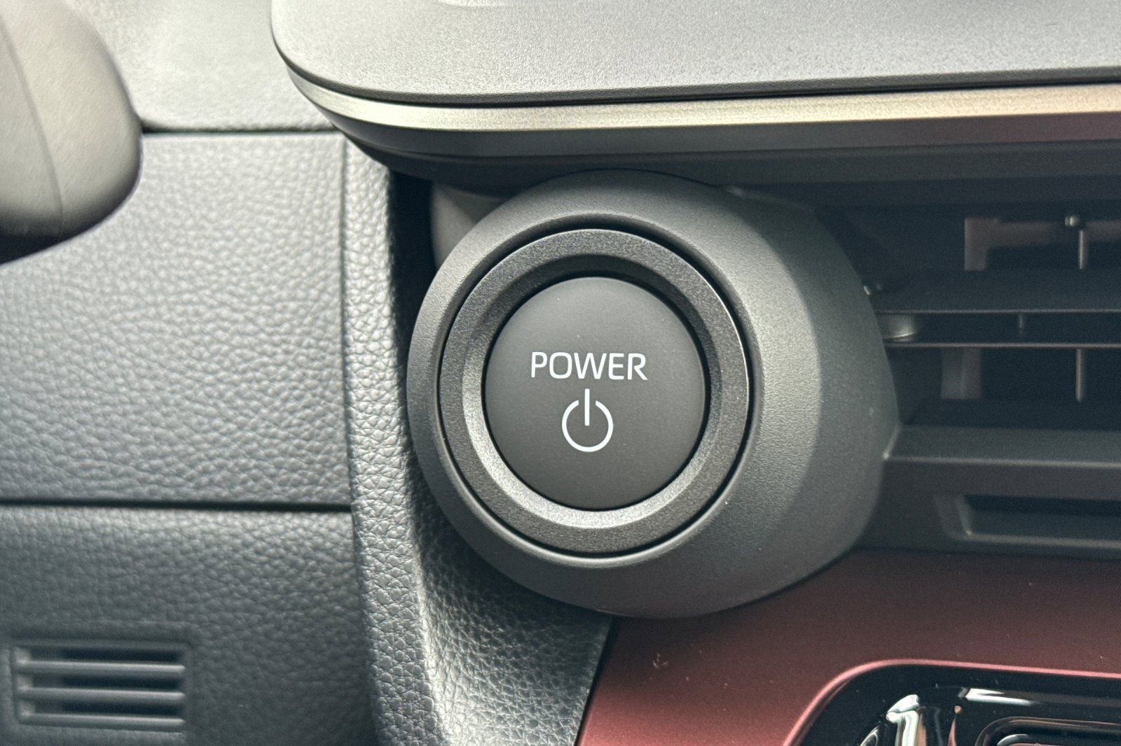 New 2026 Toyota Prius Plug-In Hybrid image 25