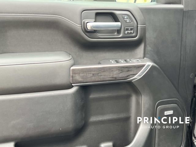 Used 2021 Chevrolet Silverado 1500 LTZ w/ LTZ Convenience Package II AWD/4WD image 11