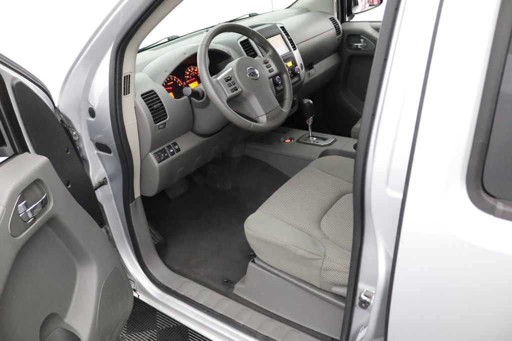 Used 2021 Nissan Frontier SV AWD/4WD image 18