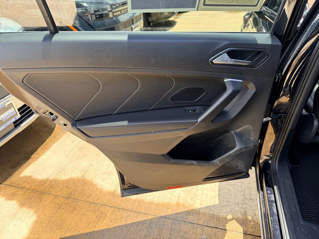 Used 2024 Volkswagen Tiguan Wolfsburg Edition FWD image 15
