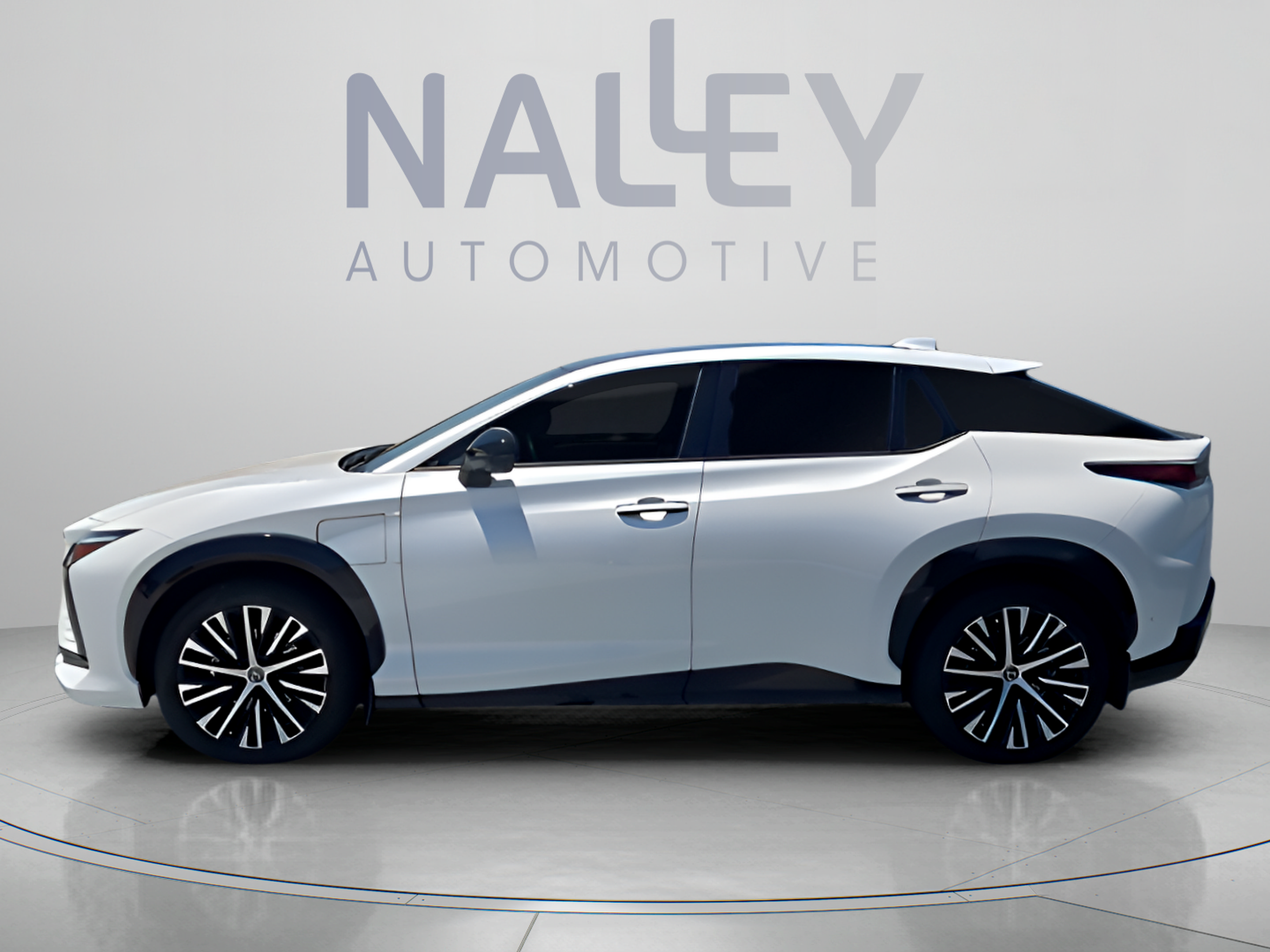 Used 2023 Lexus RZ 450e Premium w/ Technology Package AWD/4WD image 2