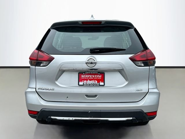 Used 2019 Nissan Rogue S AWD/4WD image 7