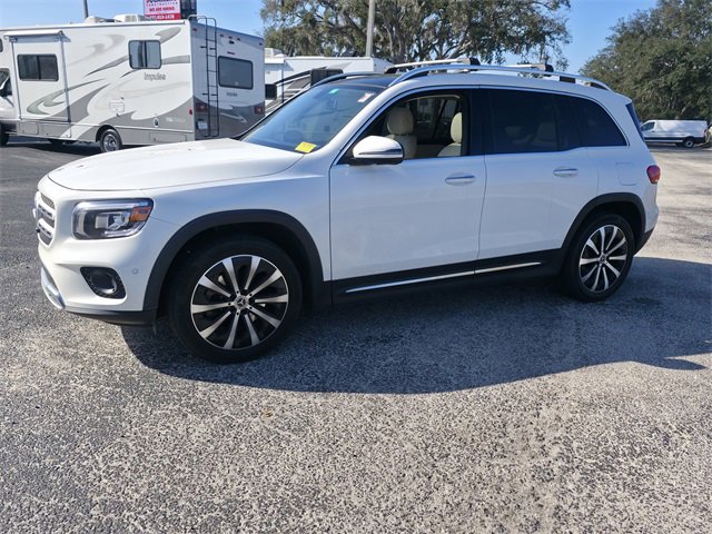 Used 2022 Mercedes-Benz GLB 250 4MATIC image 9