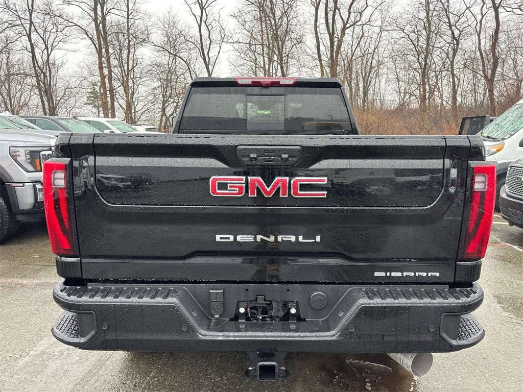New 2026 GMC Sierra 3500 Denali w/ Denali Reserve Package image 3