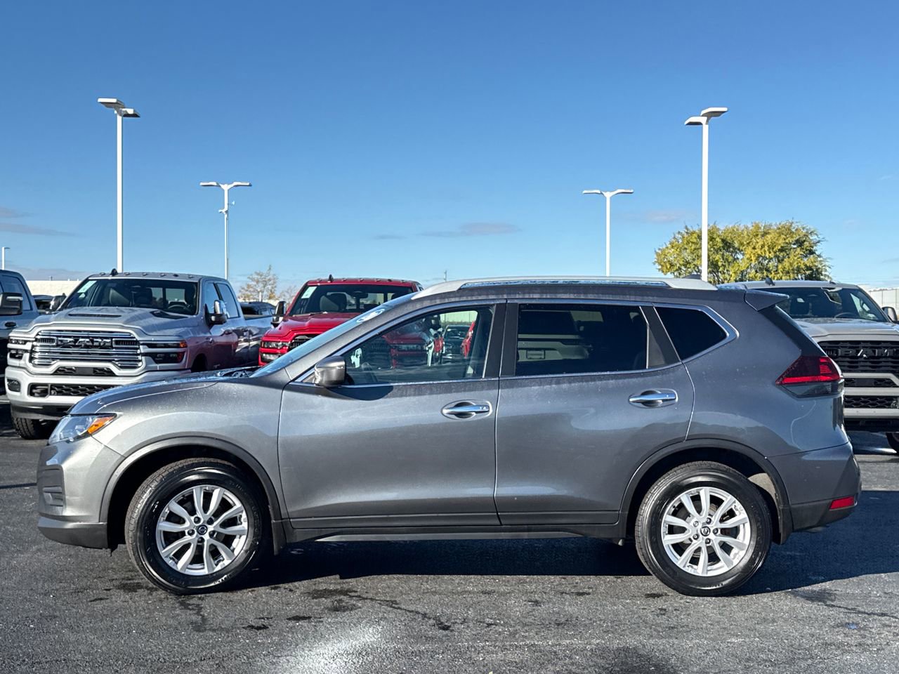 Used 2020 Nissan Rogue SL image 6