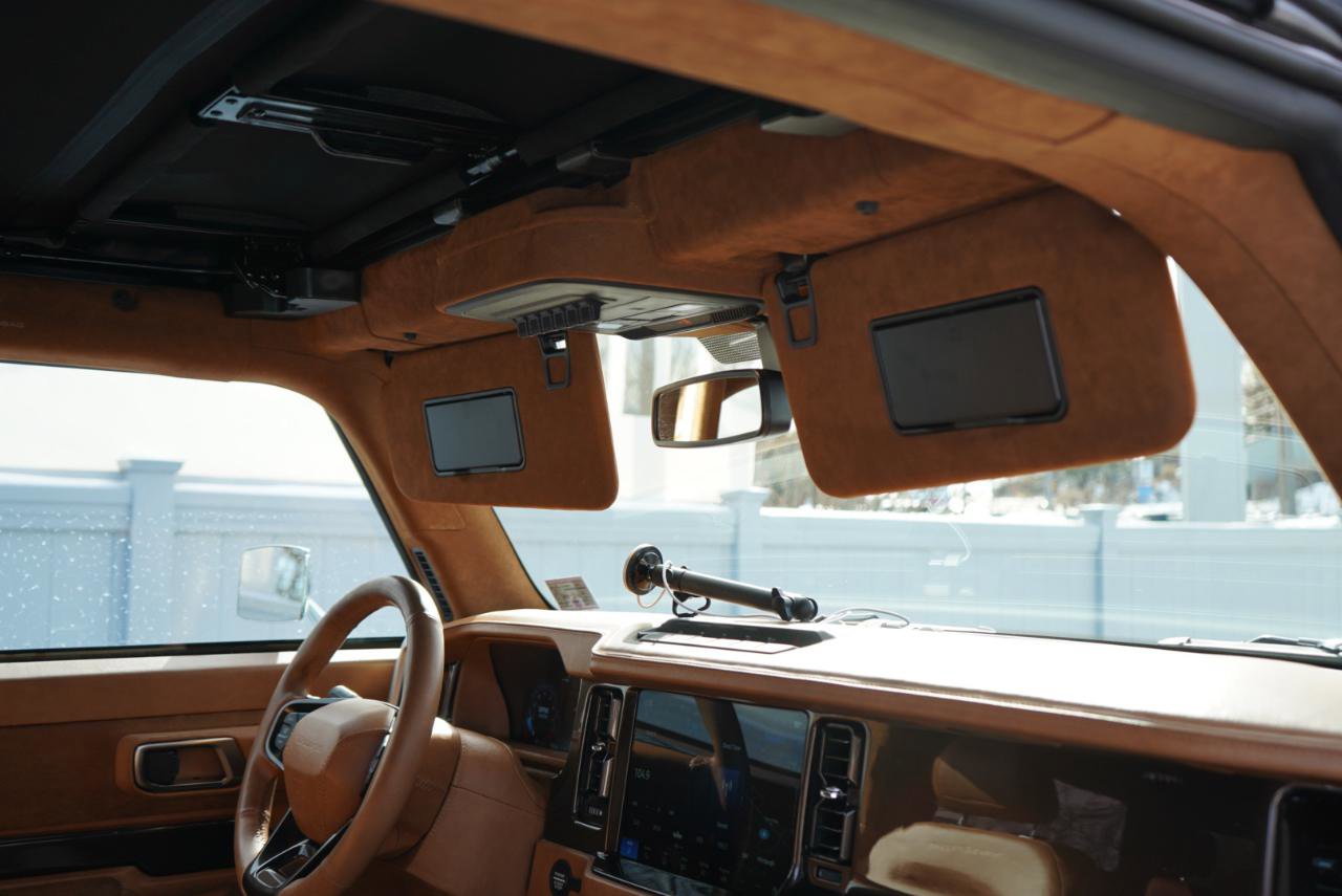 Used 2025 Ford Bronco Badlands image 91