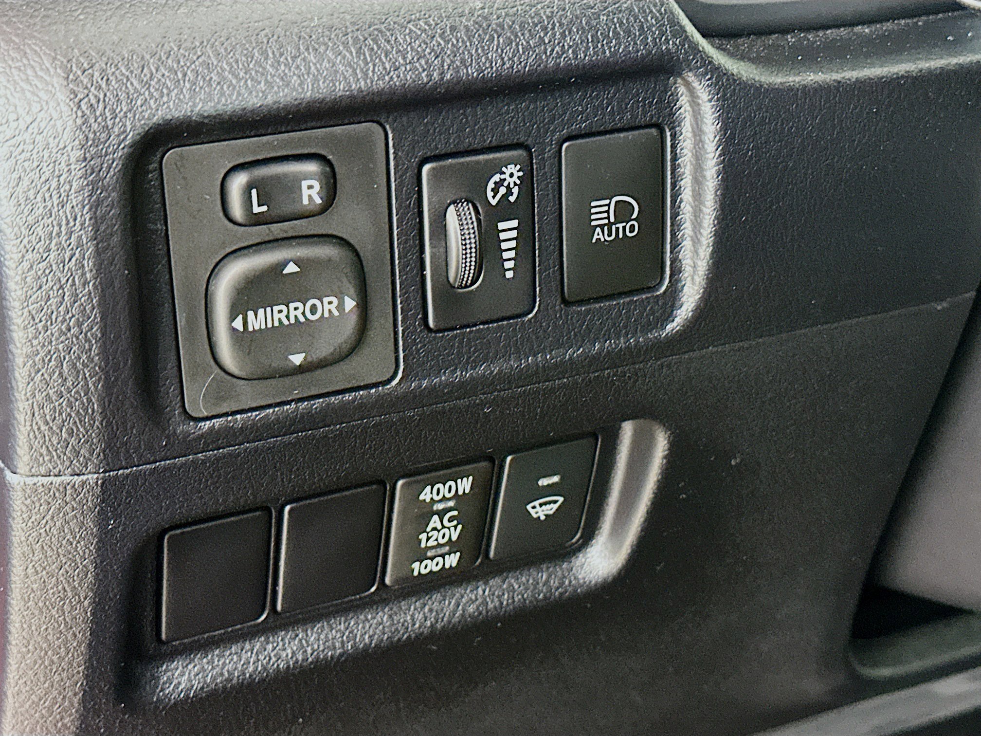 Used 2024 Toyota 4Runner SR5 Premium w/ Moonroof Package image 17