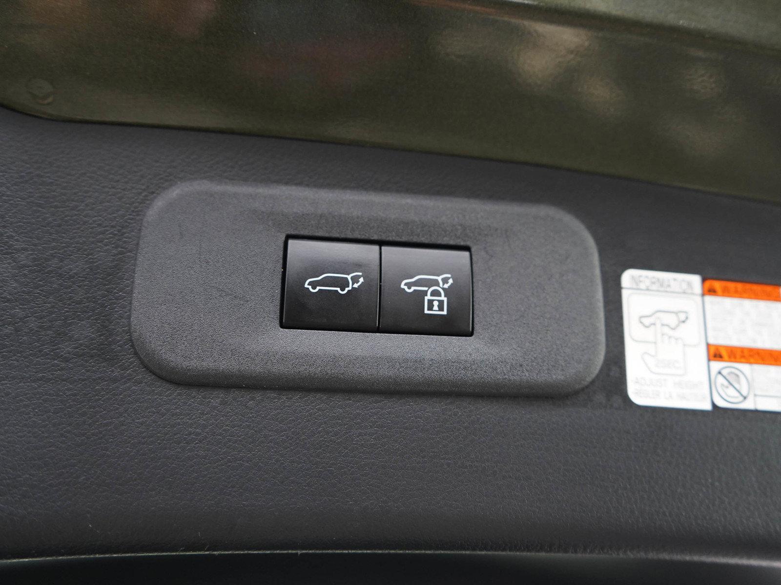 Used 2022 Lexus NX 350h AWD w/ Vision Package image 17