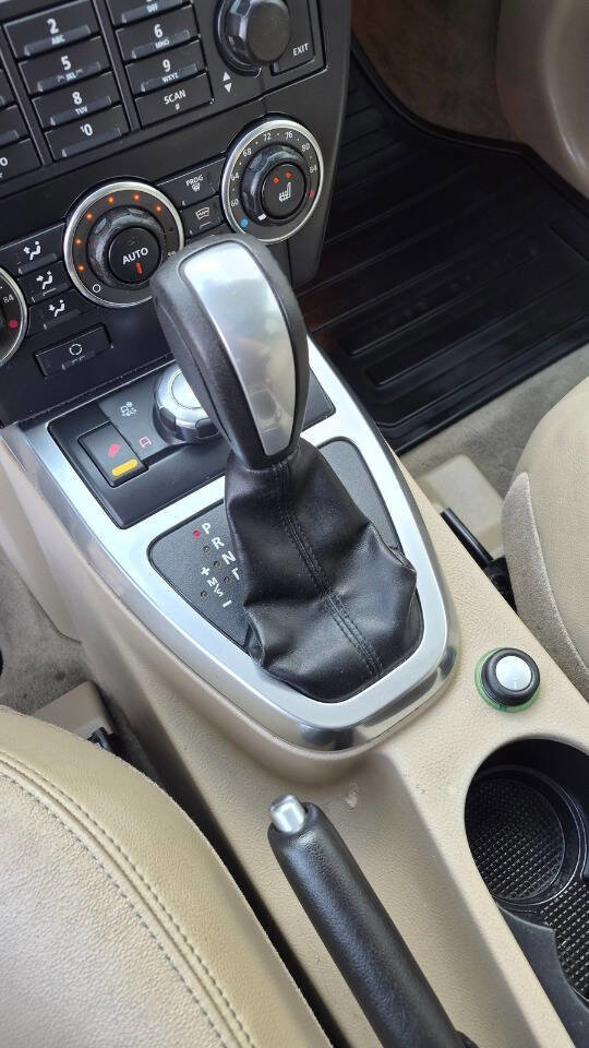 Used 2012 Land Rover LR2 HSE image 46