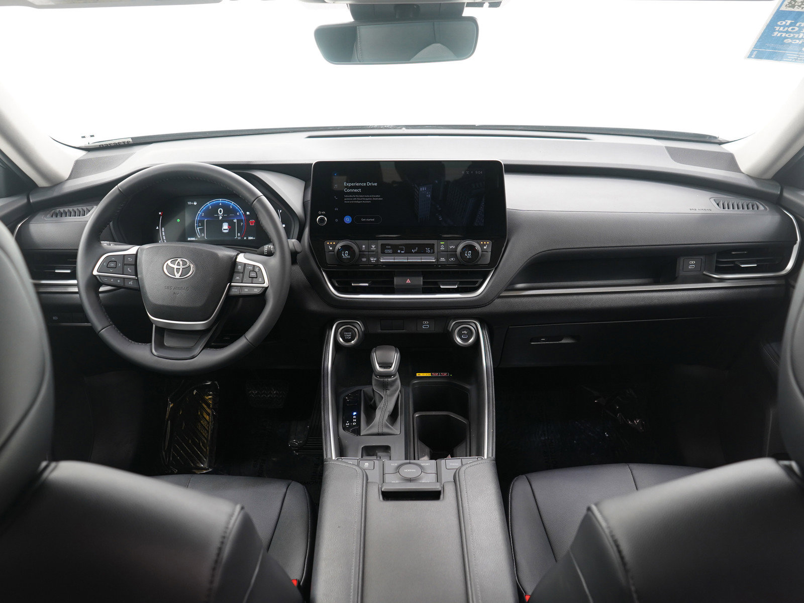 Used 2025 Toyota Grand Highlander AWD image 16