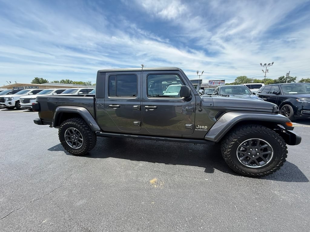 Used 2022 Jeep Gladiator Overland w/ Popular Equipment Package AWD/4WD image 2