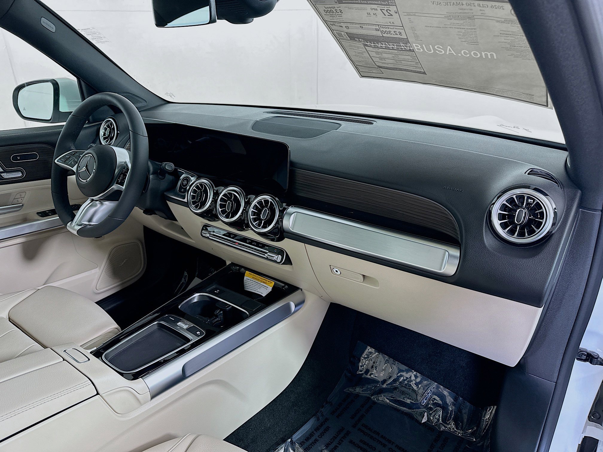 New 2026 Mercedes-Benz GLB 250 4MATIC image 30