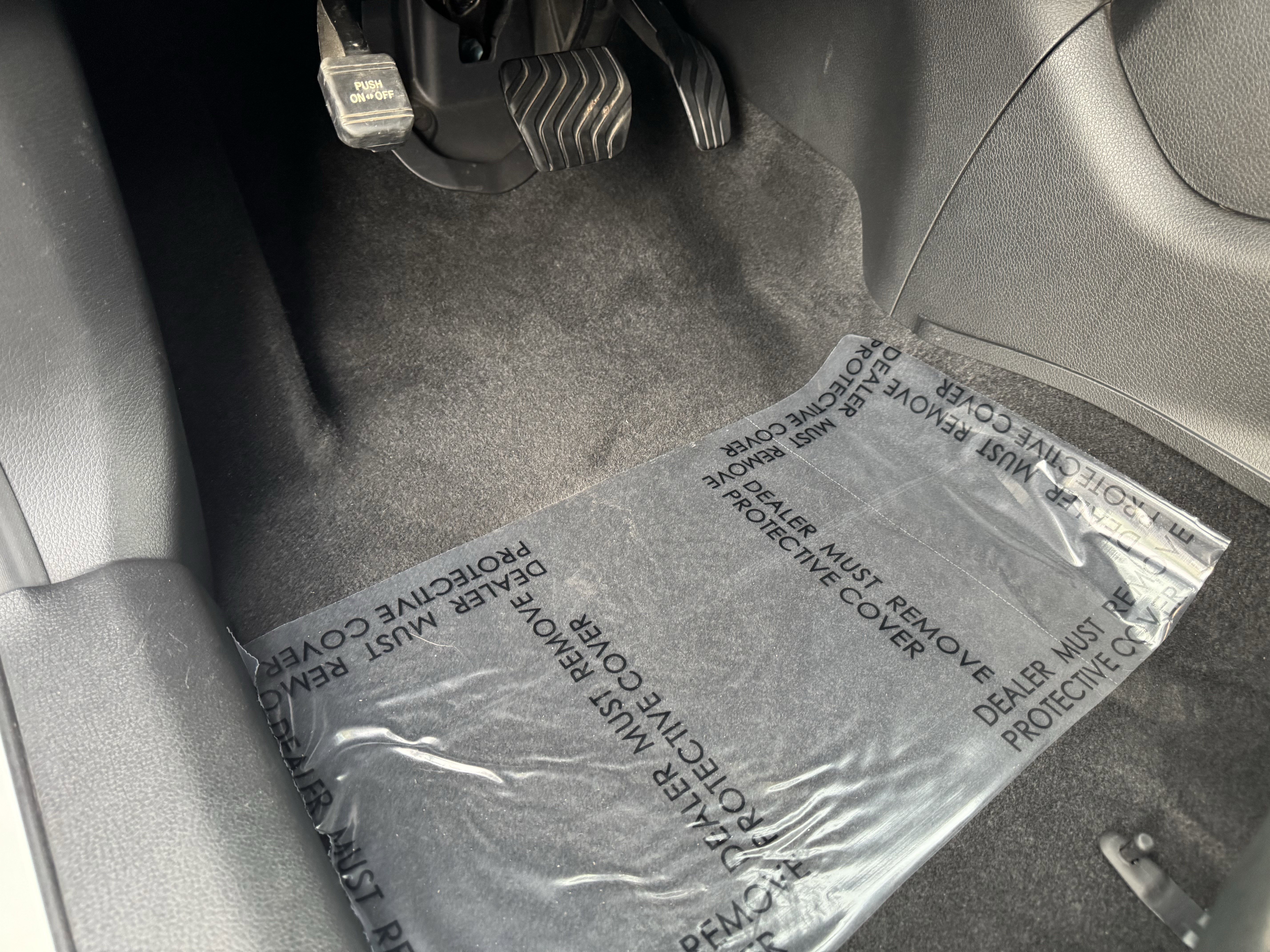 Used 2020 Nissan Rogue SV image 19